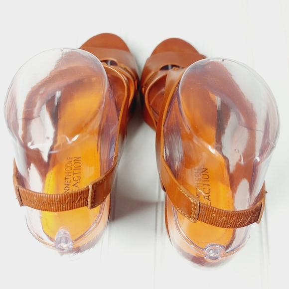 NEW Kenneth Cole Reaction “dazel me” brown heels V523 - Picture 10 of 11